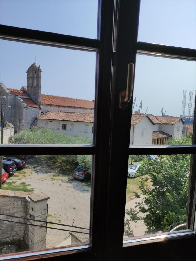 Apartvilla Castropola Luaran gambar