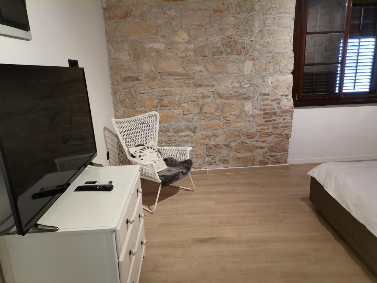 Apartvilla Castropola Luaran gambar