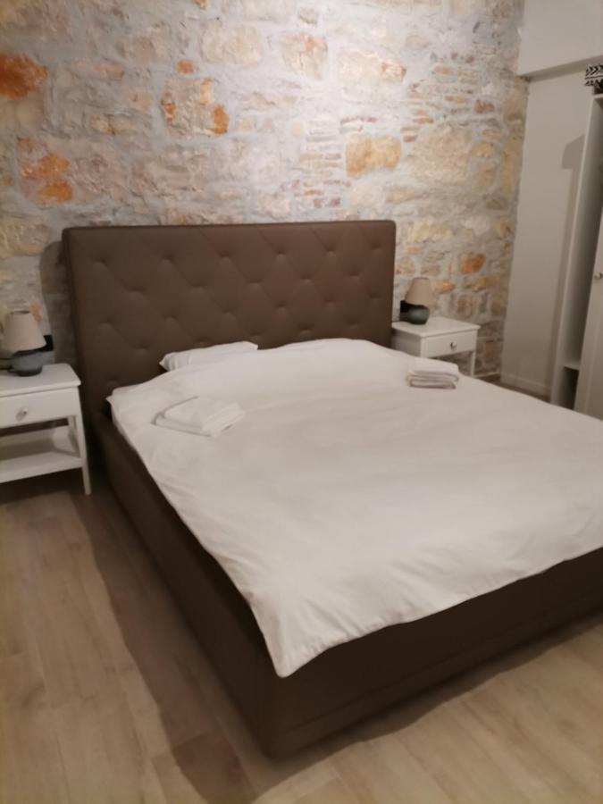 Apartvilla Castropola Luaran gambar