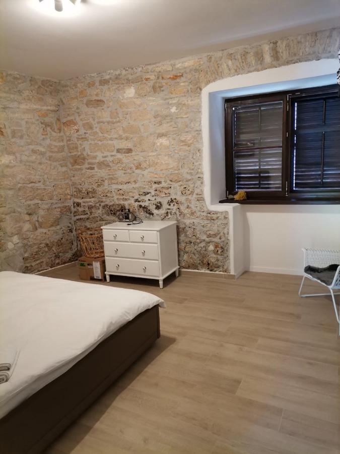Apartvilla Castropola Luaran gambar